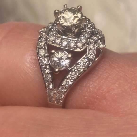 Final price exclusive Dimond Ring Paris wedding engagement anniversary proposal - Picture 8 of 10